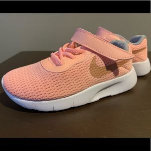Pink, metallic, gold and white Nike Tanjun Size 9c